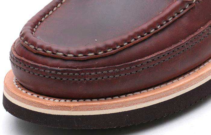 200-27W BROWN CHROMEXL×TAN LARAMIE SUEDEの靴先写真